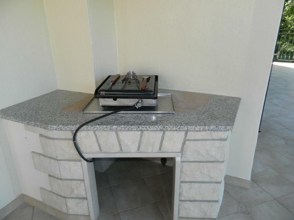Chiara apartment Kirmenjak Exterior foto